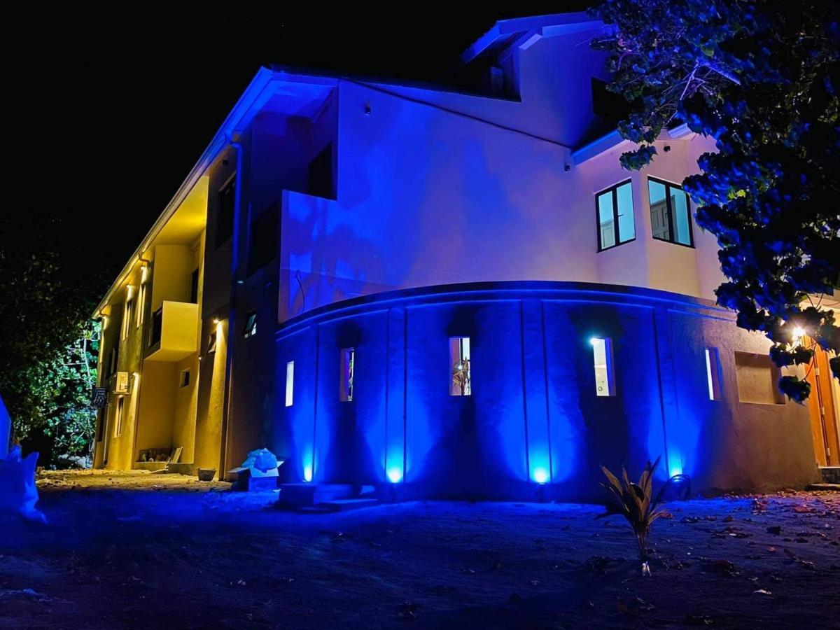 Paguro Seaview Hotel Bodufolhudhoo Buitenkant foto