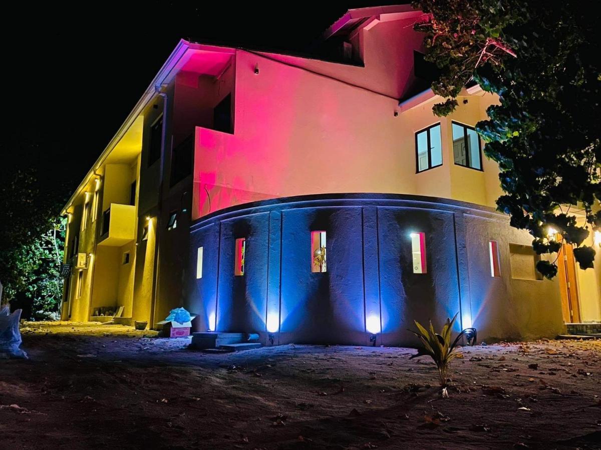 Paguro Seaview Hotel Bodufolhudhoo Buitenkant foto